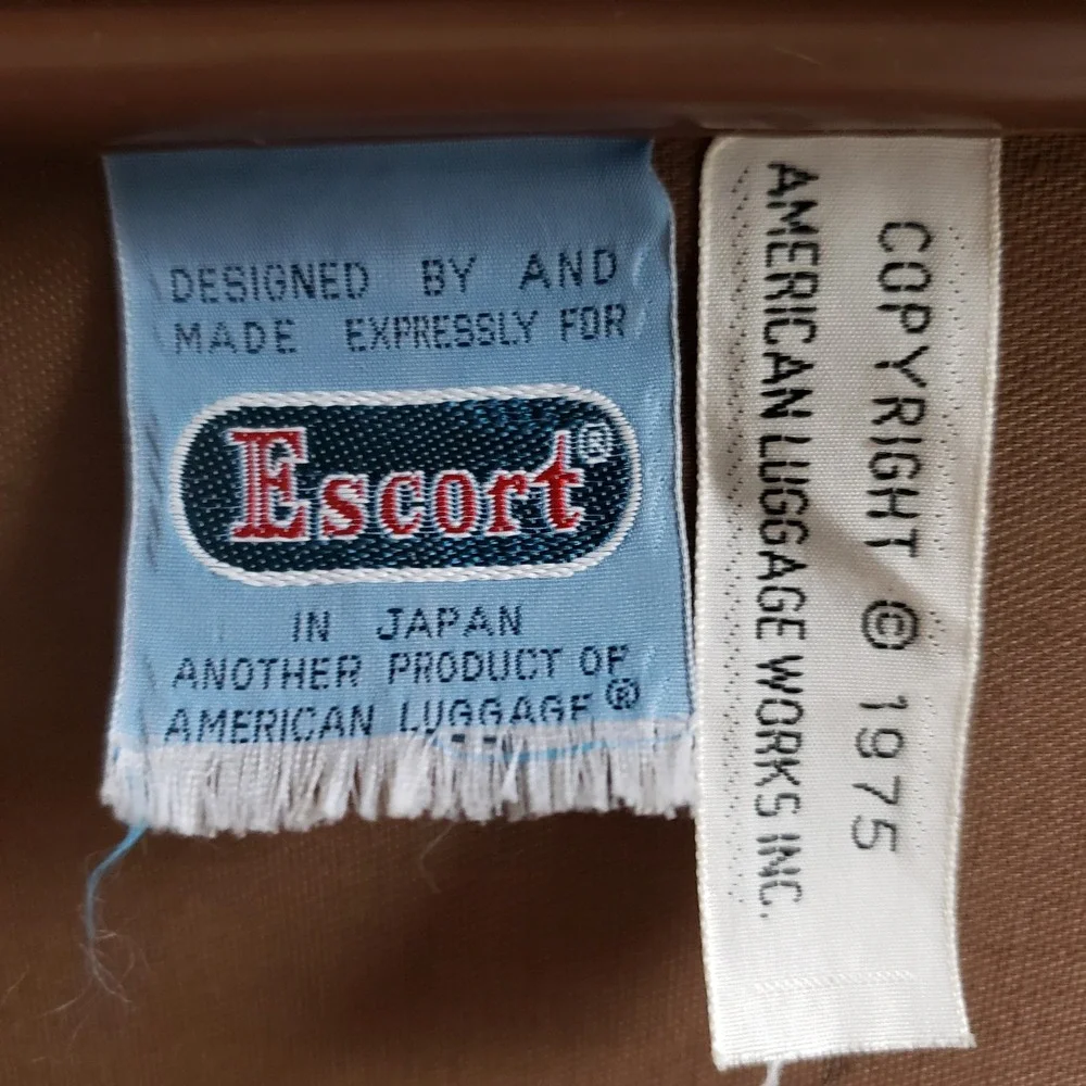 Escort American Suitcase Unisex Large Brown Luggage Works Vintage 1975‎ Carry On